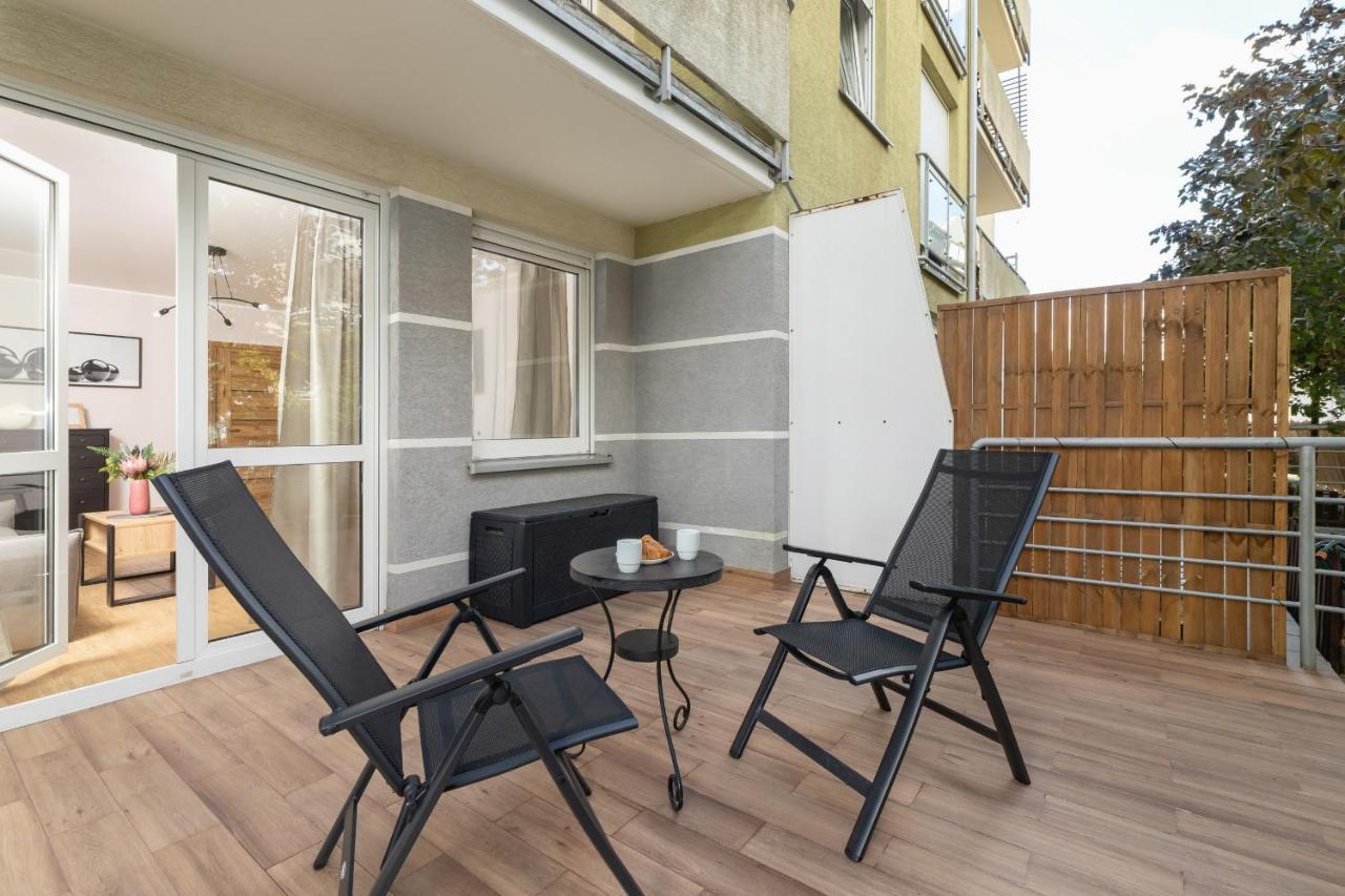 Pleasant Apartment With Terrace Cracow By Noclegi Renters Krasków Exterior foto